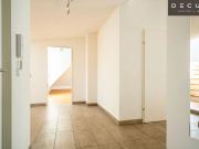 | SCHÖNE MAISONETTE MIT GROSSER LOGGIA | NÄHE SCHLOSS...
