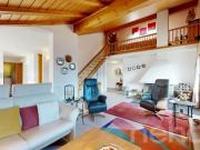 Schöne möblierte Dachgeschosswohnung mit Galerie