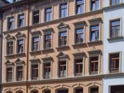 Schöne Singlewohnung mit großem Wohnbereich und Stellplatz