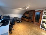 Schöne und helle 1,5 Zimmer DG Wohnung in DU Baerl an...