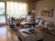 Schöne und helle 3 Zimmer Wohnung mit Balkon und EBK in...