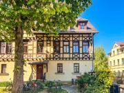 Schöne Wohnung in grüner Umgebung mit neuer Einbauküche