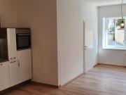 Schöne Wohnung mit Gartenbenützung