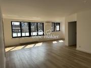 Schöne Wohnung zu vermieten + 15qm Balkon + offene Küche