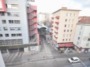 Schöne Zwei Zimmer Wohnung direkt an der U3