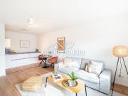 Schöne Zweiraumwohnung mit Balkon und Tiefgarage Frei...