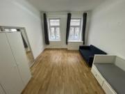 SCHÖNER Altbau + UNBEFRISTET + nächst Neusserplatz!