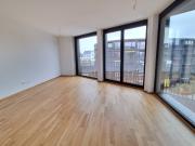 Schöner Leben im Marina Garden mit Blick auf die Elbe