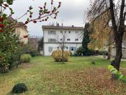 Schönes 3 Zimmer Domizil im Altbau mit großzügigem...