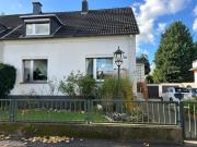 Schönes DHH mit großem schönen Garten