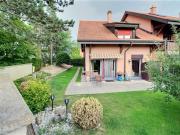 Sehr schönes Familienhaus mit Lebensrente bewohnt ohne...