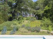 Schönes Einfamilienhaus mit großem Garten, Pool und...