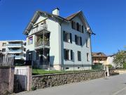 Schönes Gebäude mit 3 Einheiten