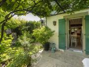 Charakter und Charakter im Zentrum von Bernex