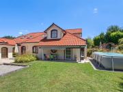 Schönes Haus mit zwei unabhängigen Wohnungen vor den...