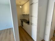 Schönes helles 1 Zimmer Apartment mit EBK, 2. OG 2022...