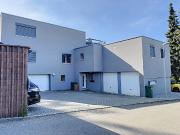 Schönes Mietgebäude von 3 Wohnungen mit Gemeinschaftspool