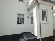 Schönes neu ausgebautes Häuschen in Frankfurt kein Erbpacht