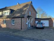 schönes, ruhig, aber zentral gelegenes Einfamilienhaus...