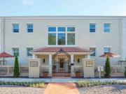 Schoolhouse Flats Studio, 1 Bathroom
