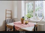 Bezugsfrei Schreinerstr. in F hain: sanierte 2 Zi Whg...