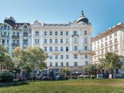 Schwedenplatz! Dachgeschoß Maisonette mit Terrasse in...