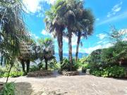 Schwimmbad, Garten und helle Zimmer