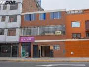 SE ALQUILA 2 PISOS LOCAL COMERCIAL FRENTE A LA UNMSM