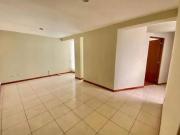 Se alquila amplio departamento frente al Jockey