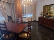 ¡Se alquila amplio y acogedor piso en pleno centro de...