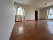 Se Alquila Amplio Y Luminoso Flat De 104M2 + Cochera