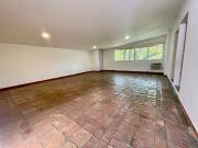 Se alquila anexo 270m2 San Román 4008