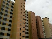 Se alquila apartamento 75m2 Parque Caiza 3480