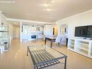 Se alquila apartamento con ubicación excepcional