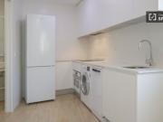 Se alquila apartamento de 1 dormitorio en Valdeacederas