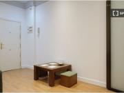 Se alquila apartamento de 1 dormitorio en Valdeacederas