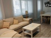 Se alquila apartamento de 2 habitaciones en...