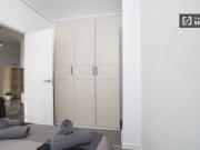 Se alquila apartamento de 2 habitaciones en Russafa,...