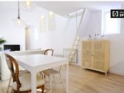 Se alquila apartamento de 3 habitaciones en Bellas...