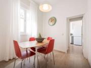 Se alquila apartamento de 3 habitaciones en Cortes,...