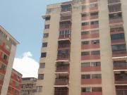 SE ALQUILA APARTAMENTO EN LOS PALOS GRANDES