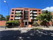 Se alquila Apto 100m² 2h/2b/2p La Castellana