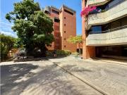 Se alquila apto 80m² 2h/2b/2p La Castellana