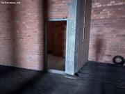 SE ALQUILA BAJO A REFORMAR