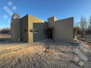 Se Alquila, Casa de 1 dormitorio con Patio, B° La Alicia