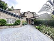 Se alquila casa 700m2 4h/ 4b/ 10p Cerro Verde