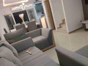 Se alquila casa amoblada