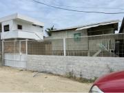 Se alquila casa cabaña a tres minutos la playa