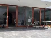 SE ALQUILA CASA COMERCIAL CON ESTACIONAMIENTOS SAN BORJA... SE ALQUILA CASA COMERCIAL CON ESTACIONAMIENTOS SAN BORJA...