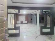 Se alquila casa con piscina